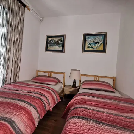 Istracycle Apartment